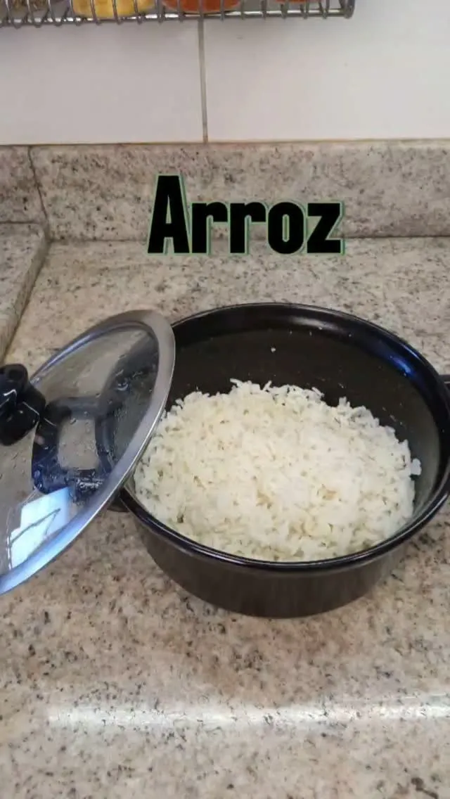 Imagem original de Arroz branco soltinho na publica&ccedil;&atilde;o de Andressa Marino