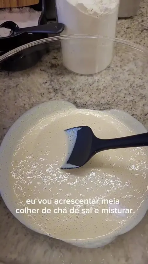 Etapa do preparo de P&atilde;o sem sovar com tangzhong na publica&ccedil;&atilde;o original