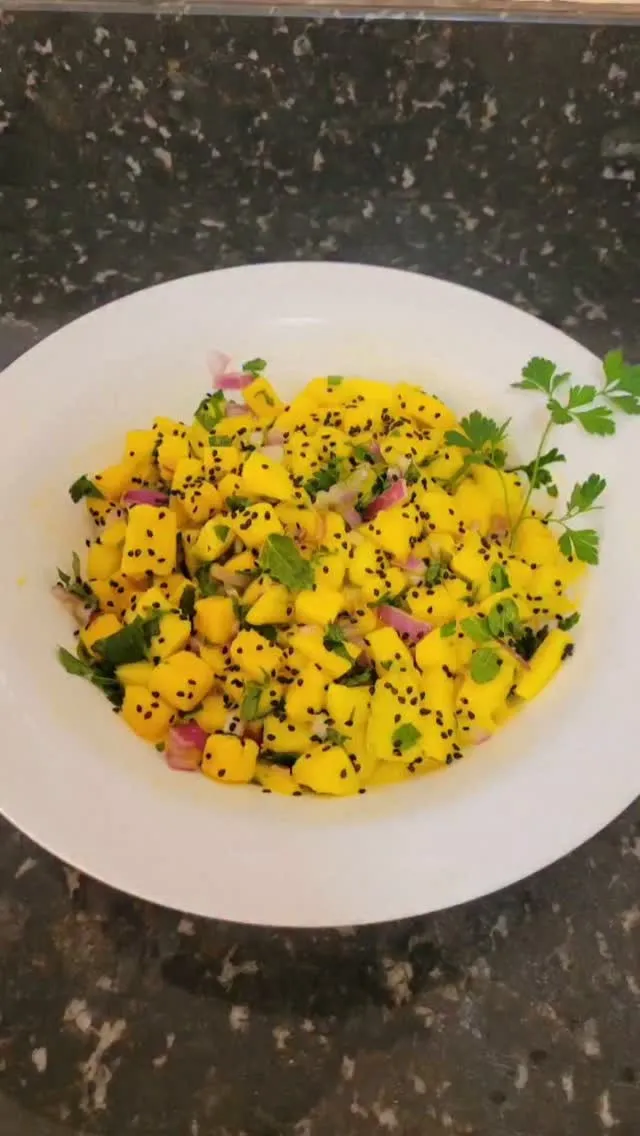 Imagem original de Ceviche de manga com lim&atilde;o e ervas na publica&ccedil;&atilde;o de Andressa Marino