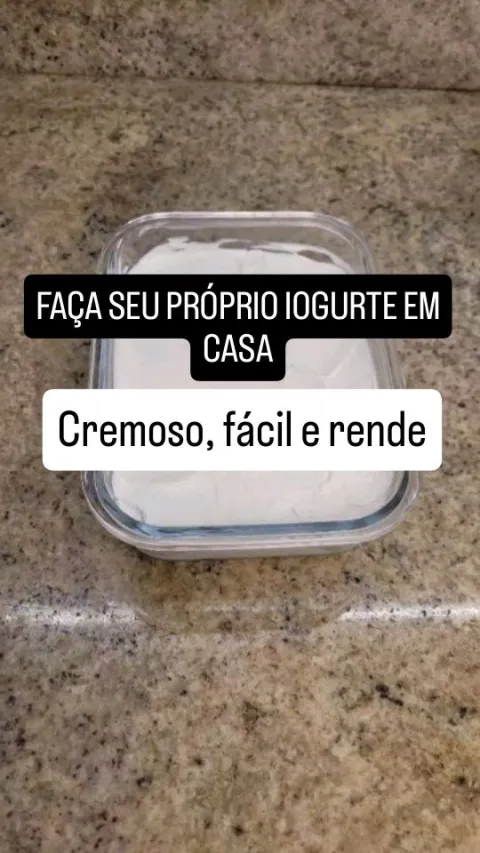 Imagem original de Iogurte natural caseiro e vers&atilde;o grega na publica&ccedil;&atilde;o de Andressa Marino
