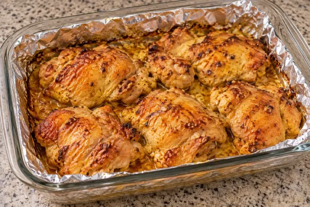 Sobrecoxa desossada no forno &mdash; sugest&atilde;o de apresenta&ccedil;&atilde;o